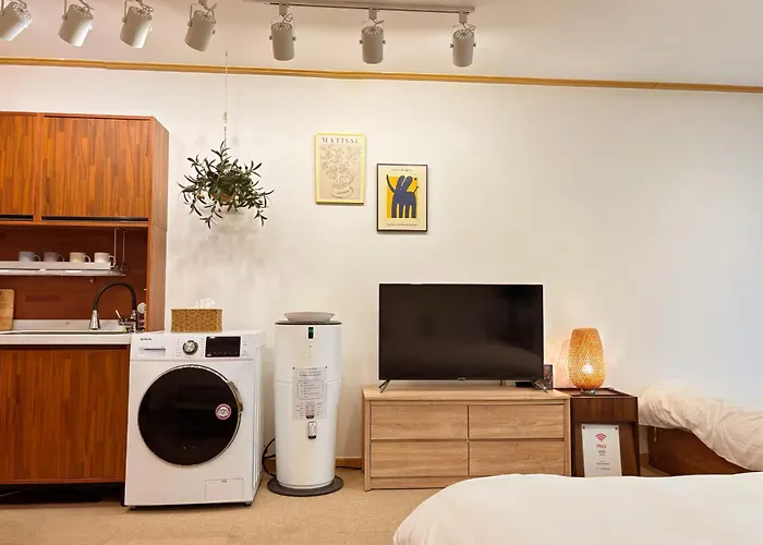 I18 Hongdea View Location Apartment Seoul